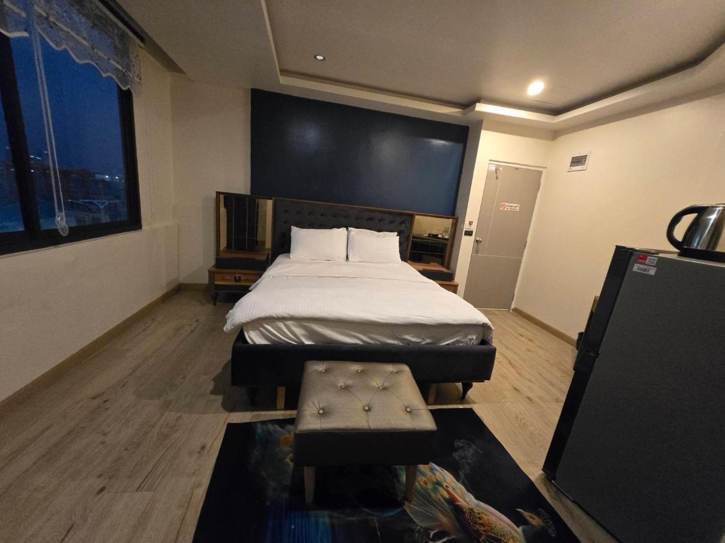 Pumpui Place Pattaya Zewnętrze zdjęcie