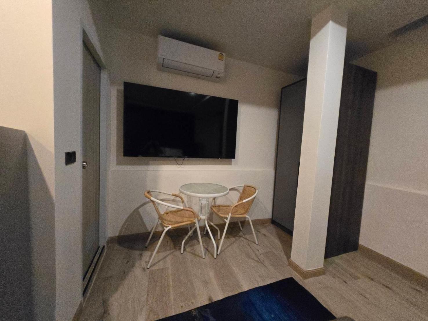 Pumpui Place Pattaya Zewnętrze zdjęcie