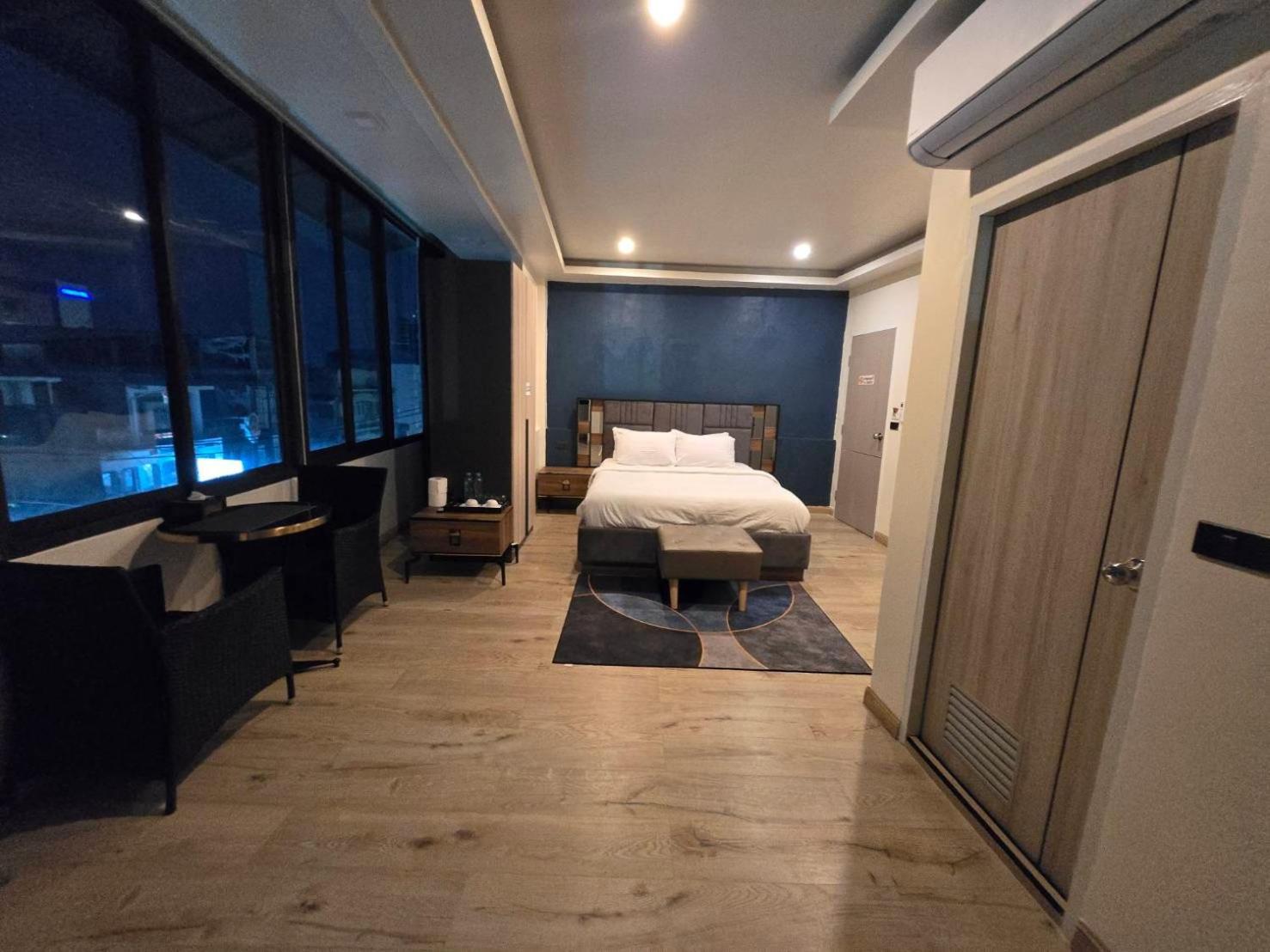 Pumpui Place Pattaya Zewnętrze zdjęcie