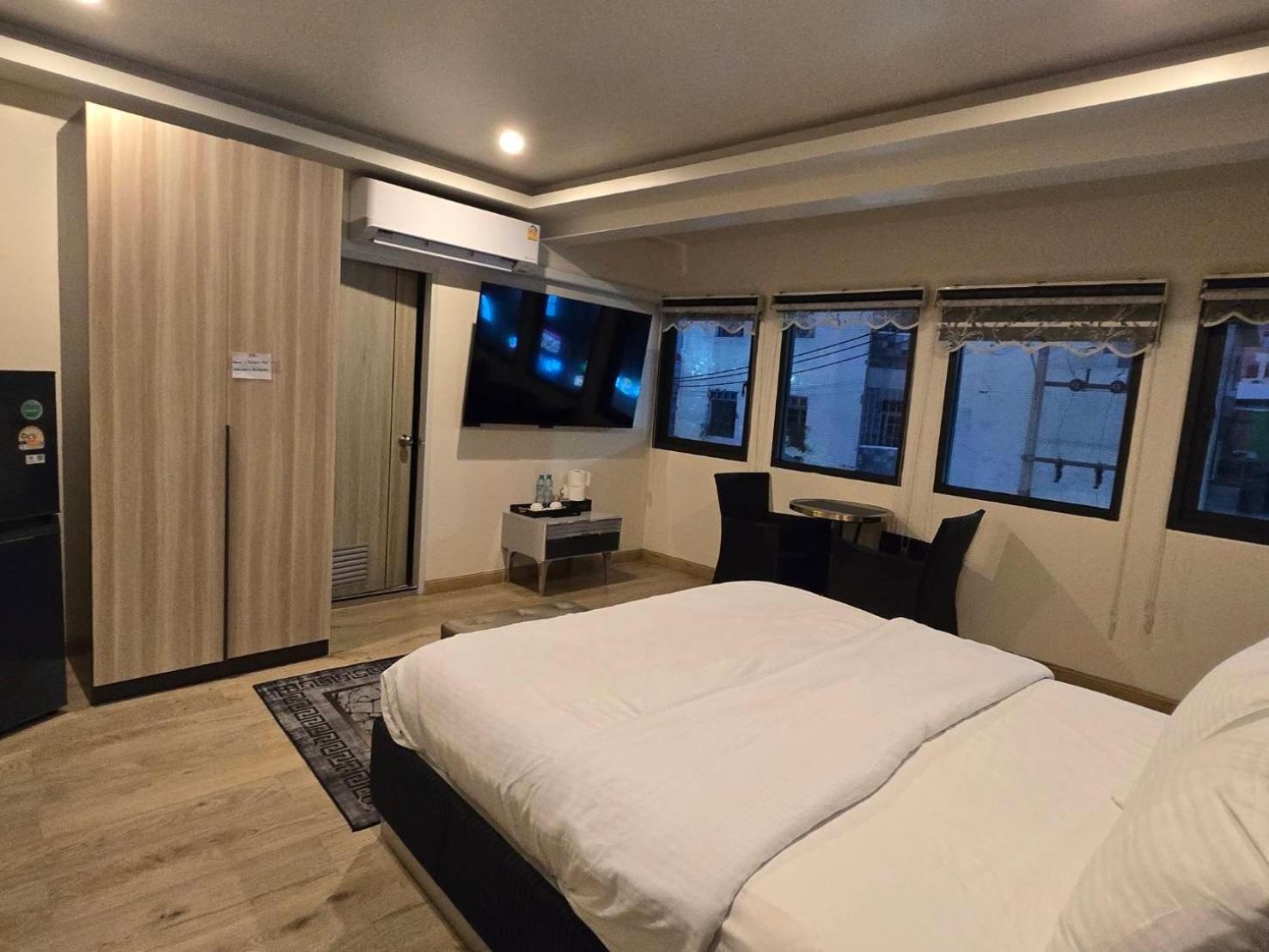 Pumpui Place Pattaya Zewnętrze zdjęcie
