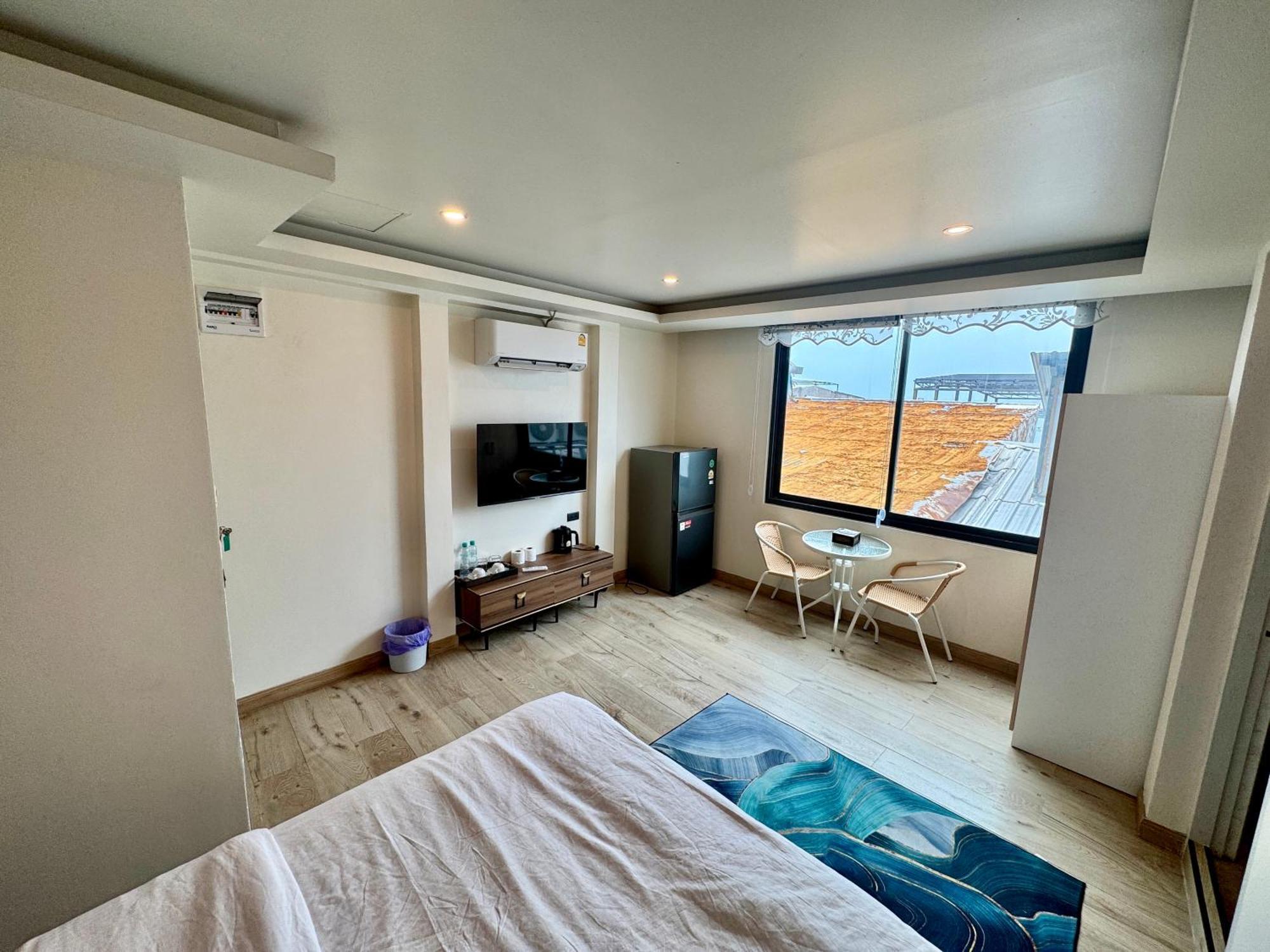 Pumpui Place Pattaya Zewnętrze zdjęcie