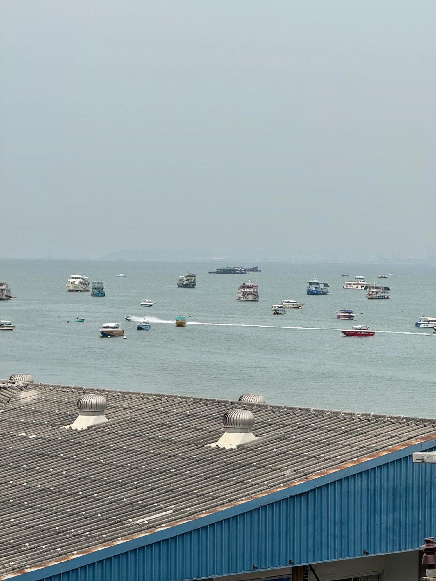 Pumpui Place Pattaya Zewnętrze zdjęcie